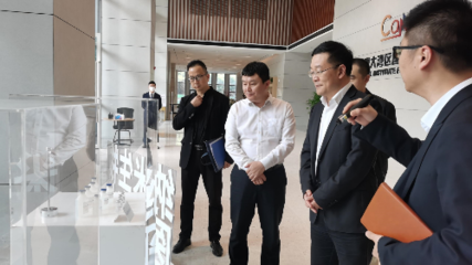 市工信局副局長張宏偉帶隊赴黃埔區開展新材料技術推廣服務調研